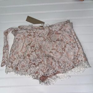 Do + Be Womens Lace Shorts Pink Blush White Size Small Floral Belted